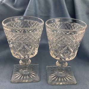 Pair of 2 Vintage Square Foot Liquor Glasses